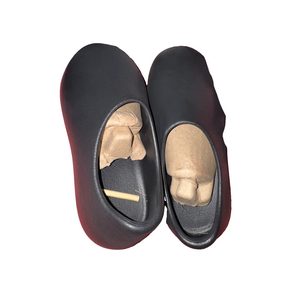 Yeezy SL-01 Black Slides Men's Size 6   New With Bag